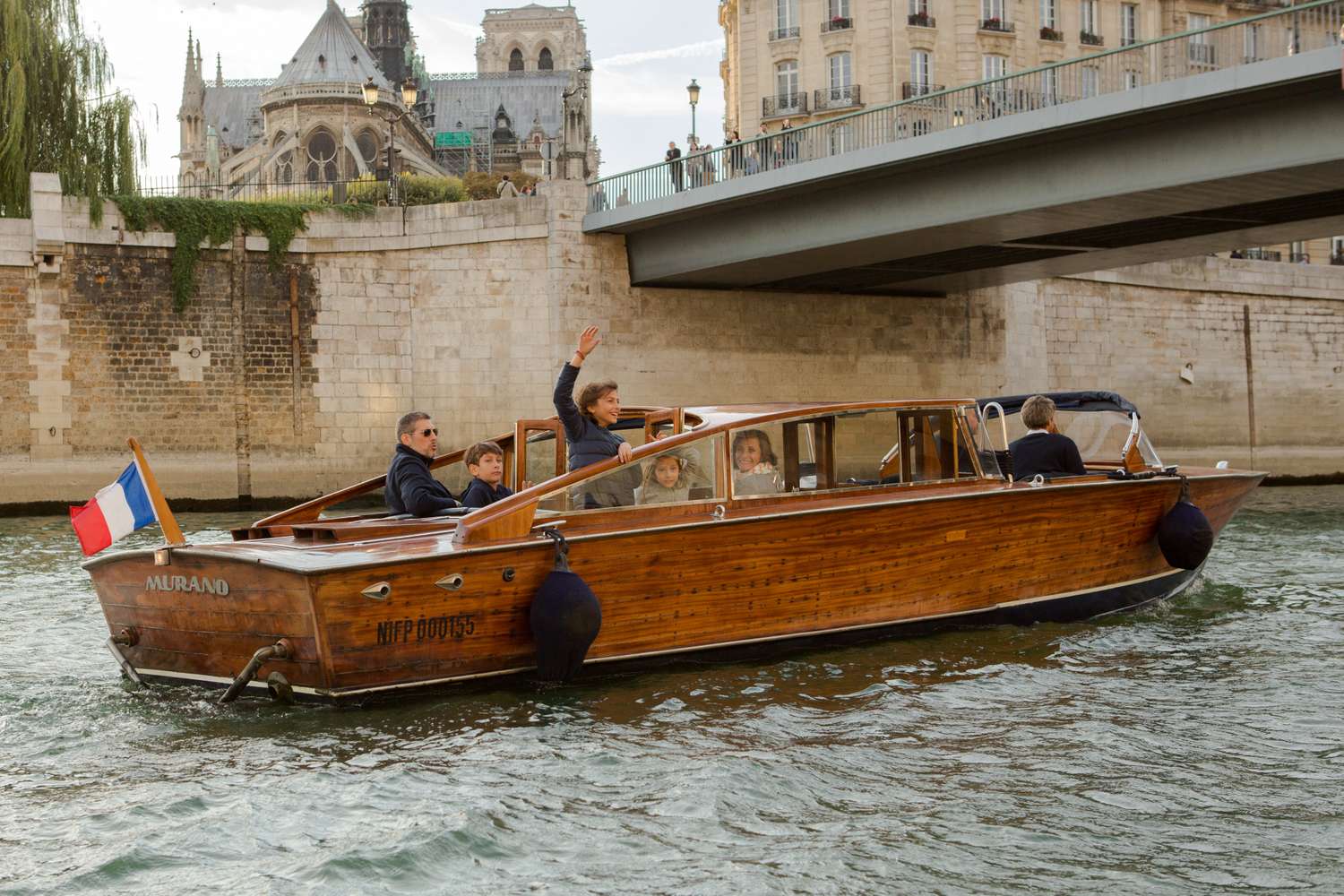 private seine boat tour paris