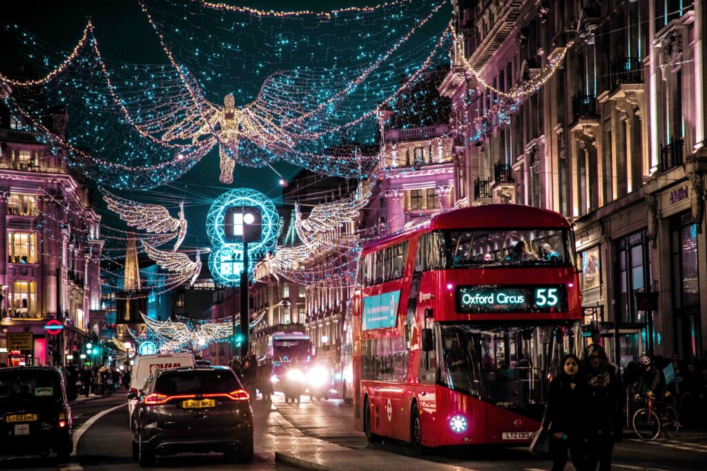 Best Things to Do in Paris, London or Rome with Kids during the Christmas Season – Family Twist